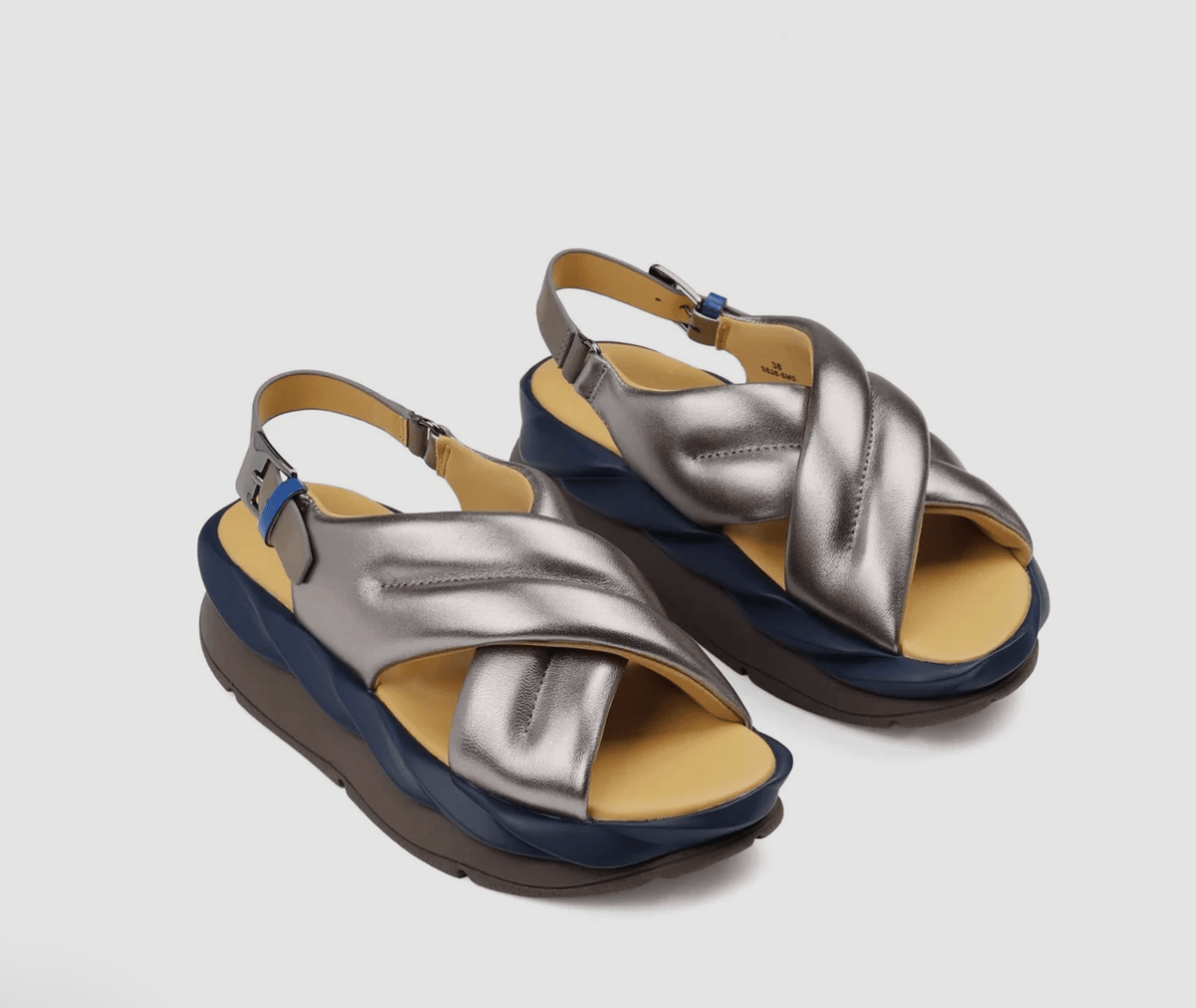 4CCCCEES MELLOW MOA GUNMETAL SANDALS Shoe Main & Taylor Shoes