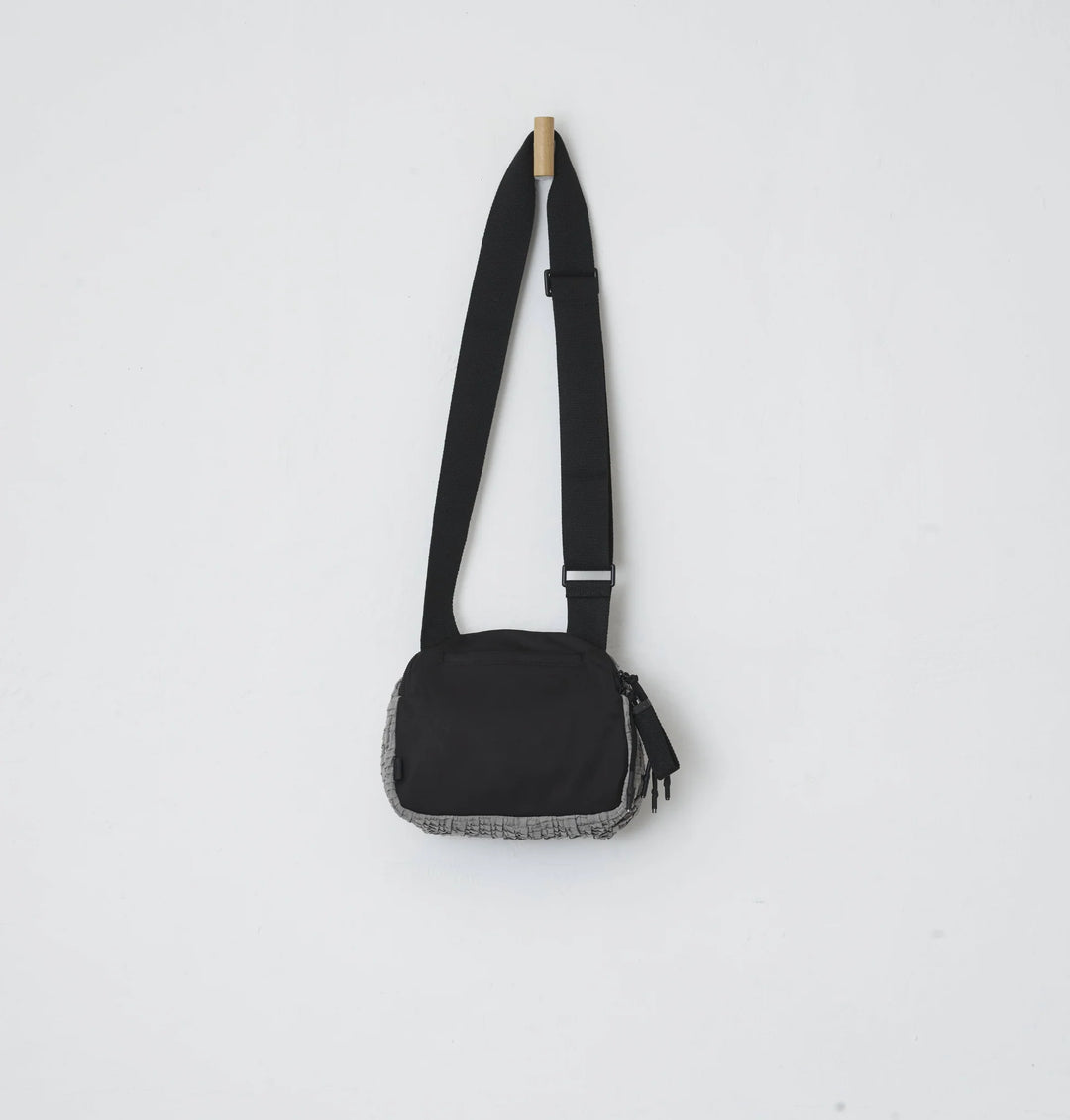 FRANKIE CROSSBODY GREY
