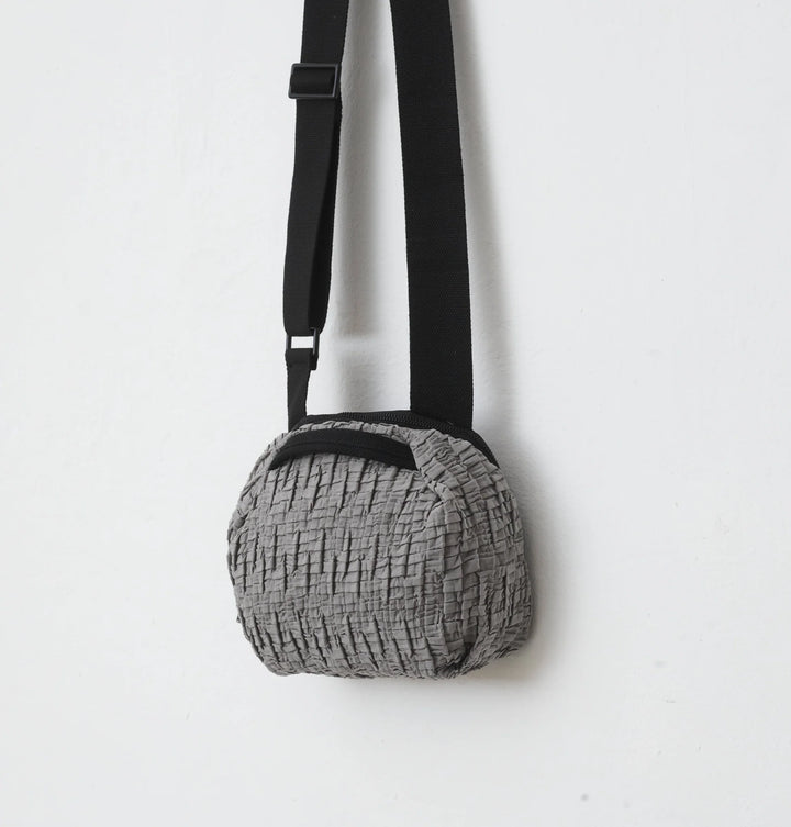 FRANKIE CROSSBODY GREY