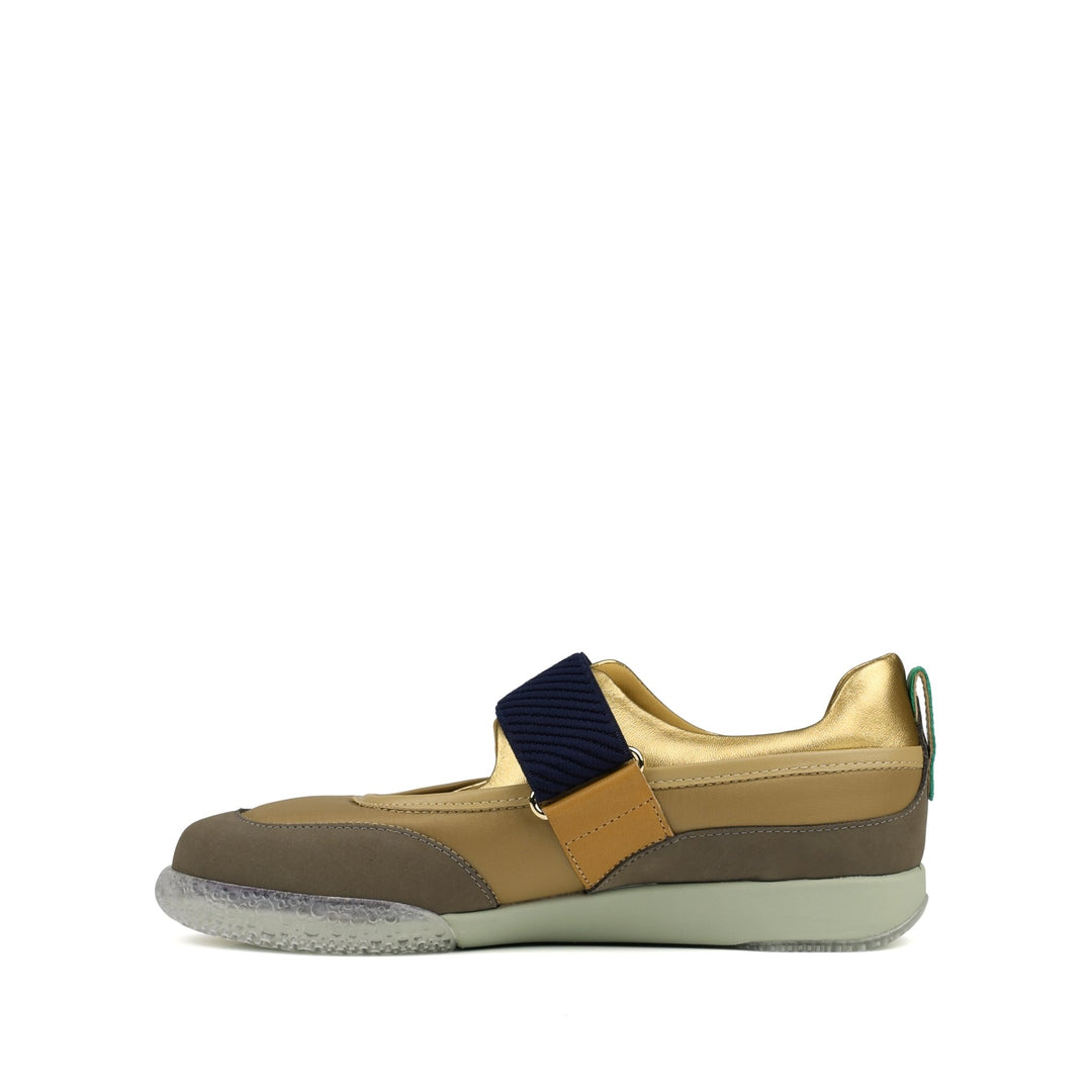 4CCCCEES BUBBLE COMBY TAN SHOES | Shop now at Main &amp; Taylor Shoes!
