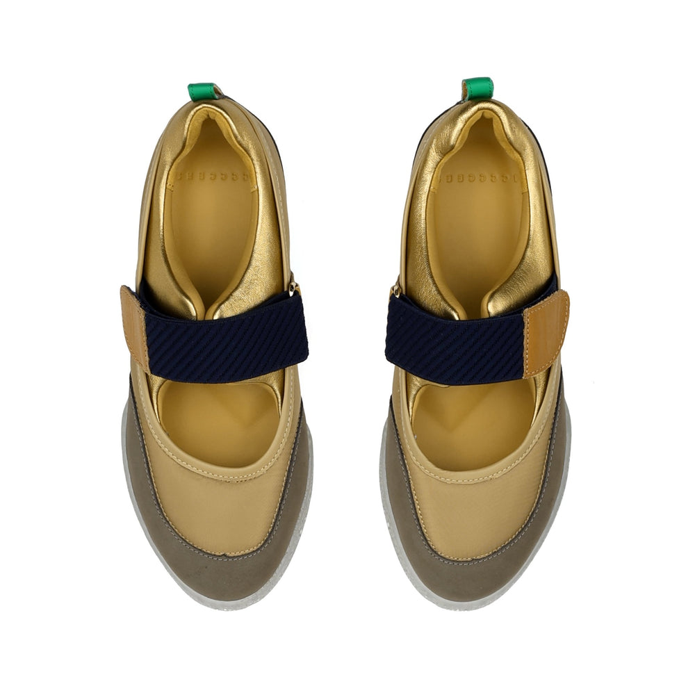 4CCCCEES BUBBLE COMBY TAN SHOES | Shop now at Main & Taylor Shoes!