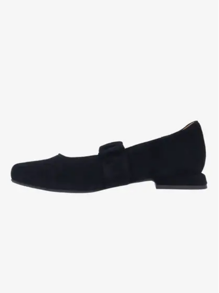 TAVIAN BLACK SUEDE FLAT
