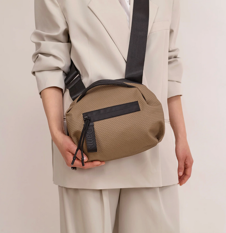 BONNIE CROSSBOY TAUPE