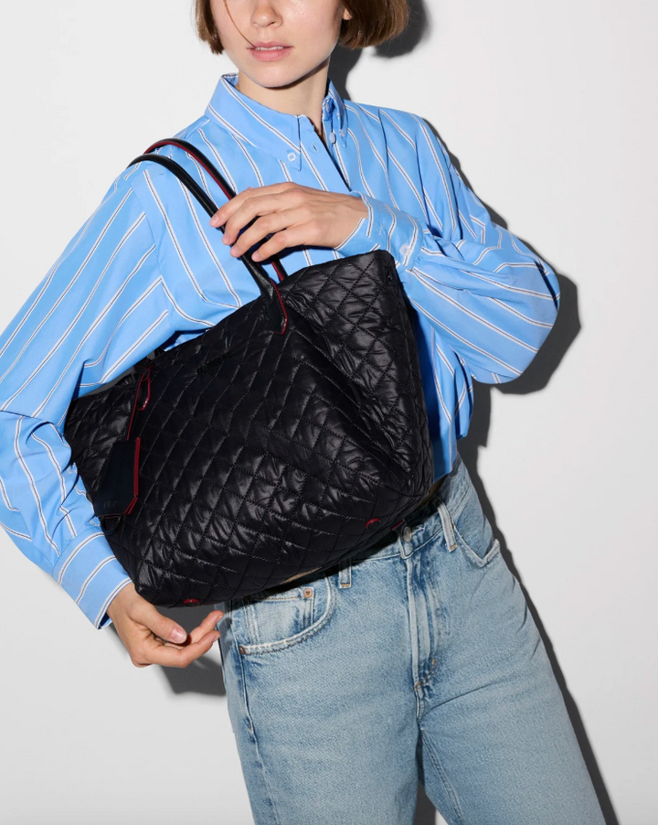 DAILY SMALL TOTE BLACK