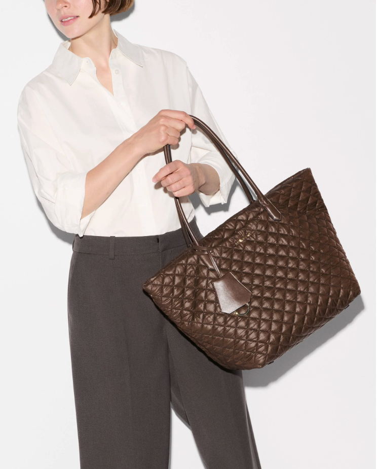 DAILY MEDIUM TOTE WALNUT