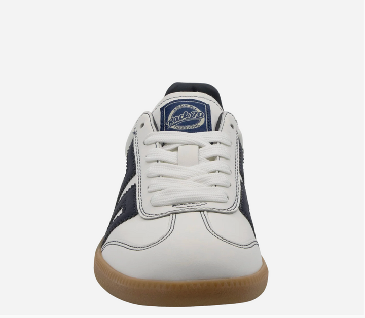 SHELLY WHITE/NAVY SNEAKER