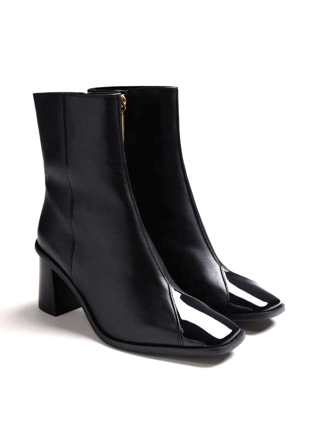 80759 BLACK/BLACK PATENT BOOT