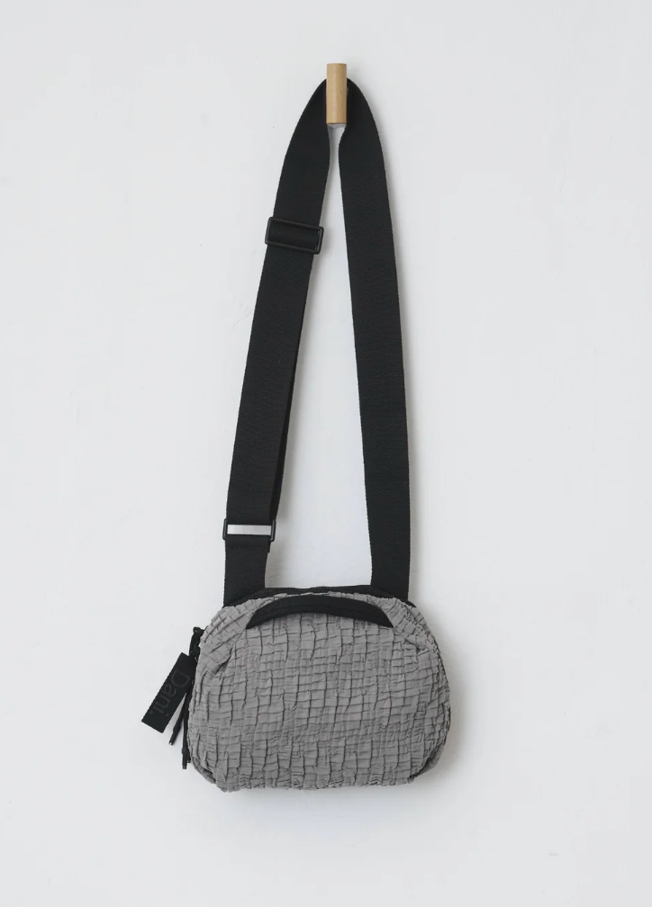 FRANKIE CROSSBODY GREY