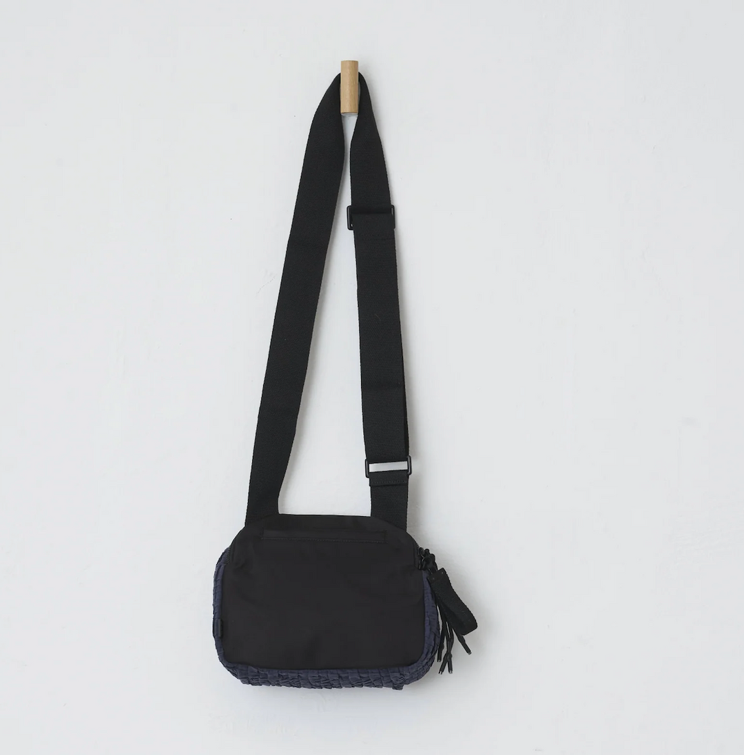 FRANKIE CROSSBODY NAVY