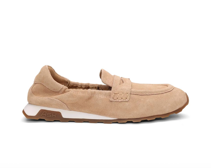 KRISS DESERT SUEDE LOAFER