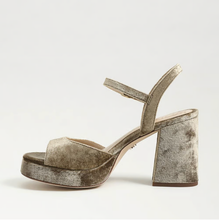 FLEUR MUSHROOM VELVET PLATFORM SANDAL