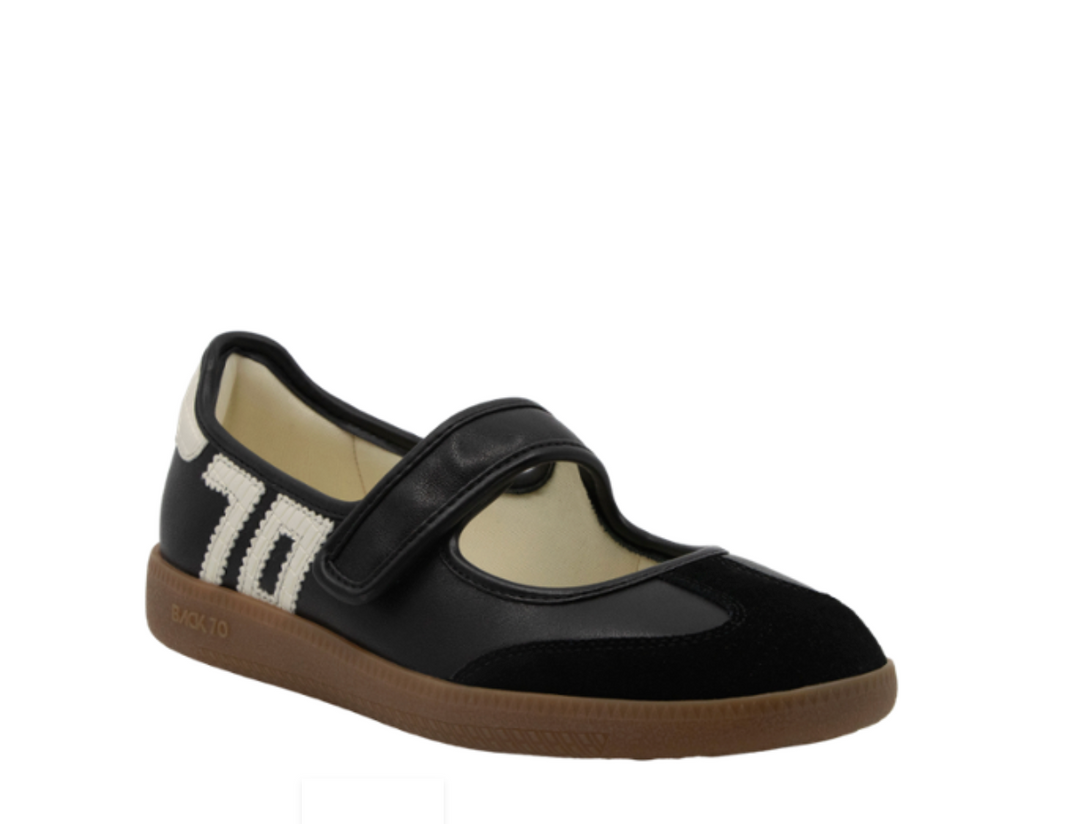 AYA BLACK MILK SNEAKER
