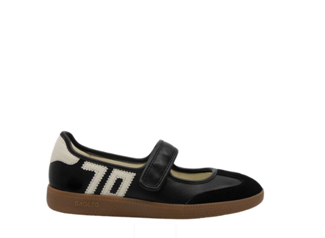 AYA BLACK MILK SNEAKER