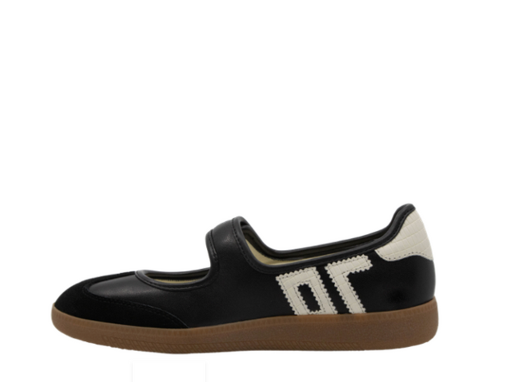 AYA BLACK MILK SNEAKER