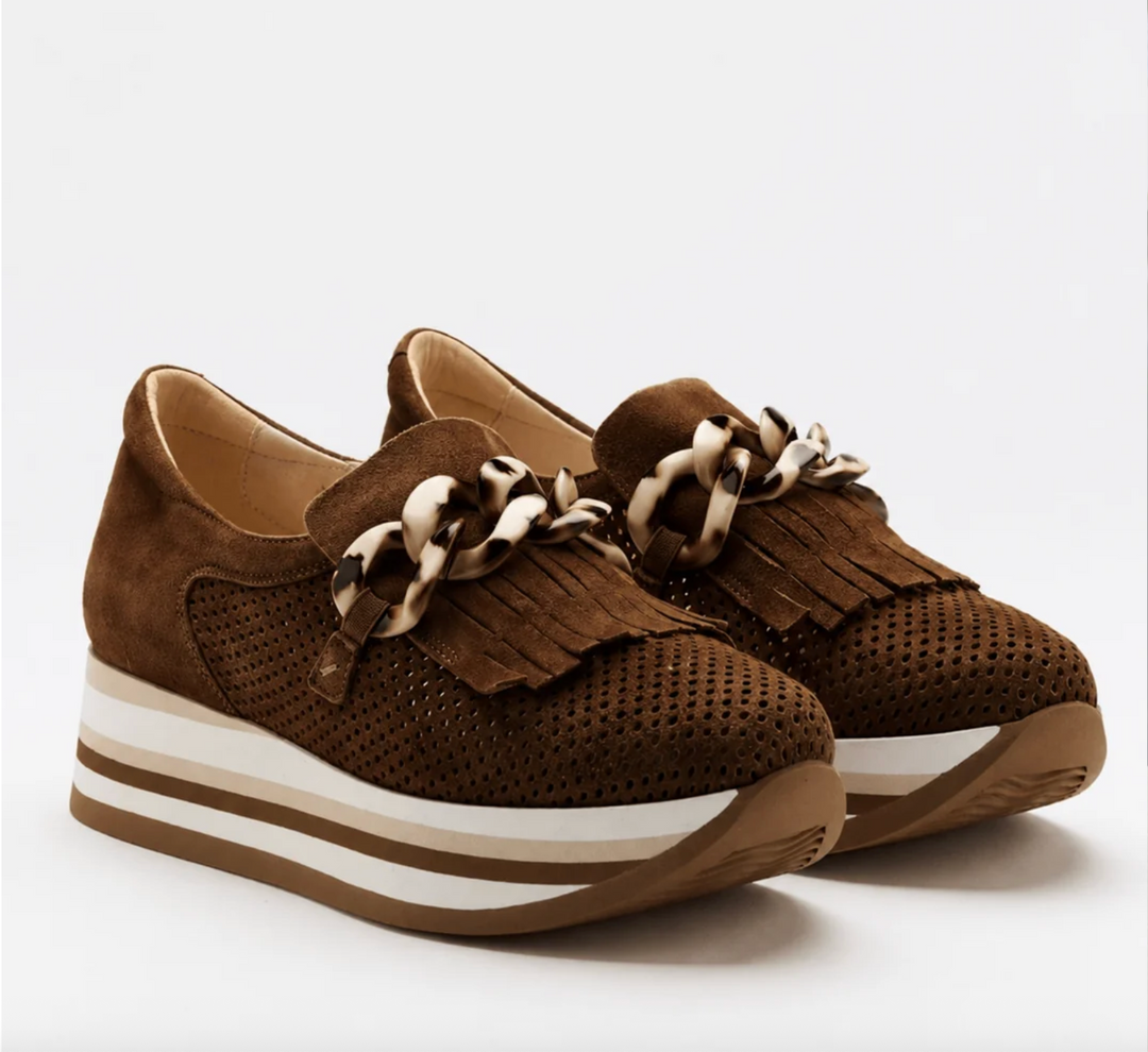 CADIE TASSEL LOAFER BROWN SUEDE