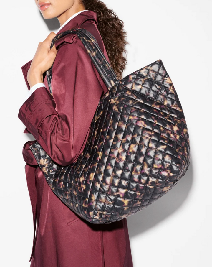 METRO MEDIUM TOTE TORTOISE SHELL