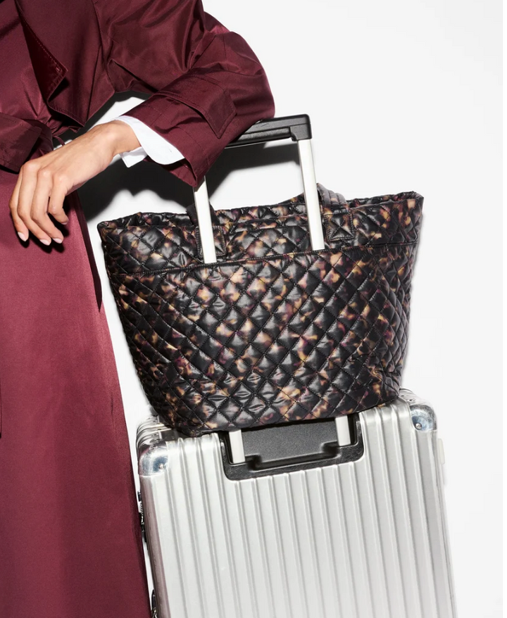 METRO MEDIUM TOTE TORTOISE SHELL