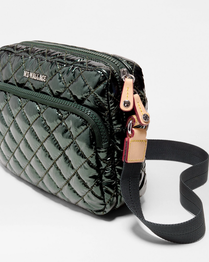 METRO CAMERA BAG METALLIC GREEN