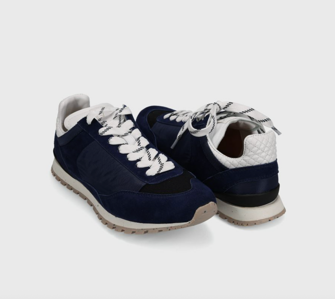 FIONN OCEAN SNEAKER