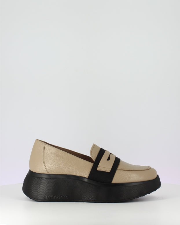 WONDERS A - 3633 TAUPE/BLACK Shoes | Shop now at Main &amp; Taylor Shoes!