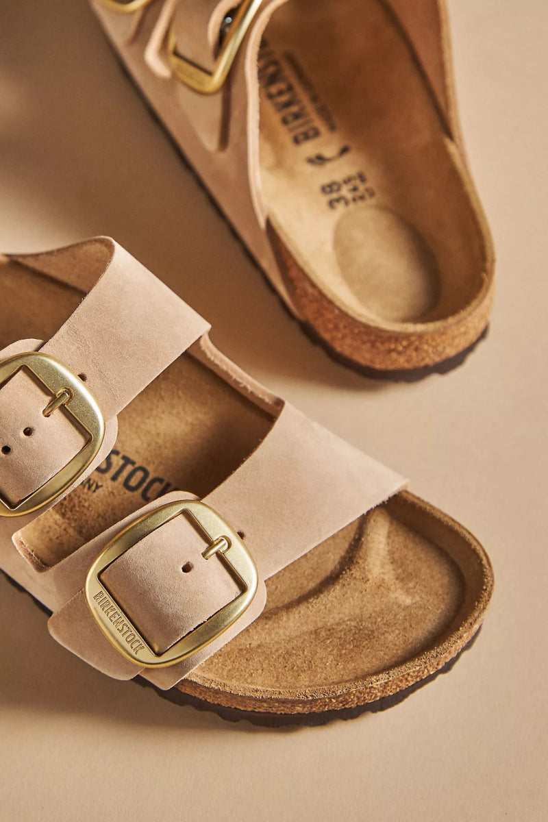 birkenstock sandcastle vs tobacco Birkenstock Arizona Big Buckle – Sandcastle Nubuck