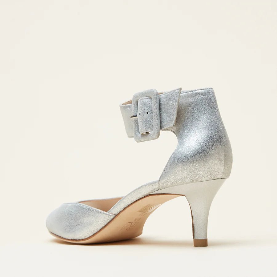 Pelle Moda BERLIN SILVER Shoes | Shop now at Main &amp; Taylor Shoes!