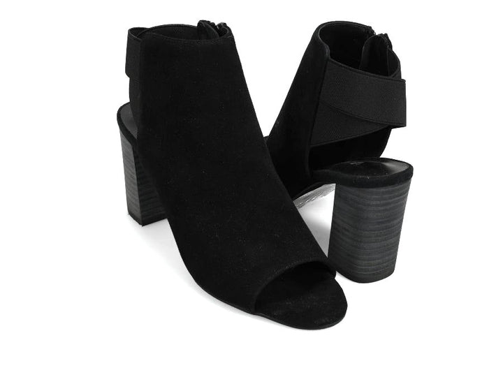 VANELI BETHAN BLACK SUEDE Shoes | Shop now at Main &amp; Taylor Shoes!