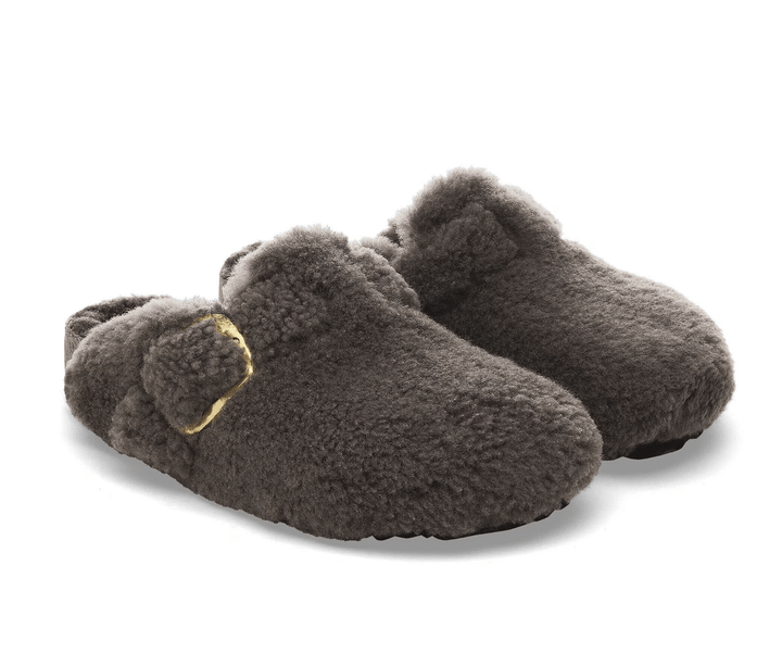 Birkenstock BOSTON BIG BUCKLE SHEARLING CONCRETE GRAY CLOG Shoes | Shop now at Main &amp; Taylor Shoes!