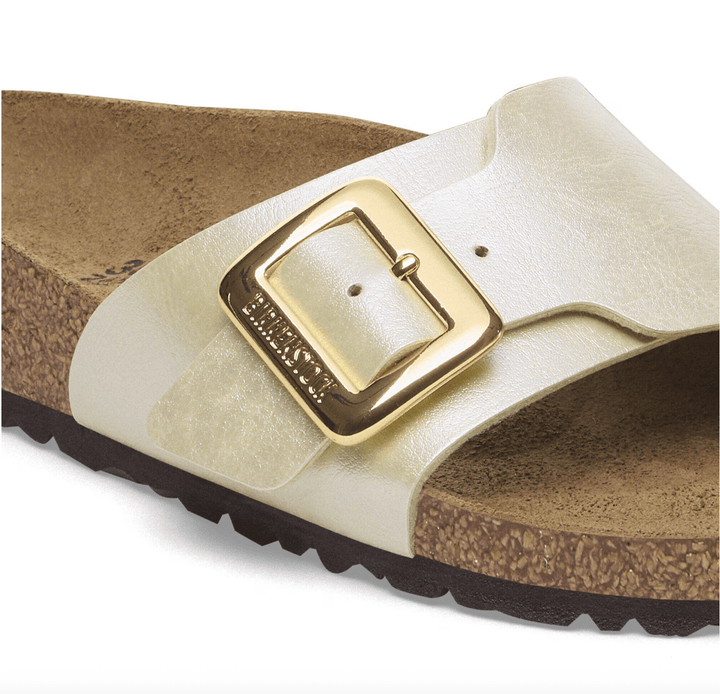 Birkenstock CATALINA PEARL WHITE SANDAL Shoes | Shop now at Main &amp; Taylor Shoes!