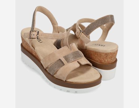 VANELI CAITLIN NUDE SUEDE Shoes | Shop now at Main & Taylor Shoes!