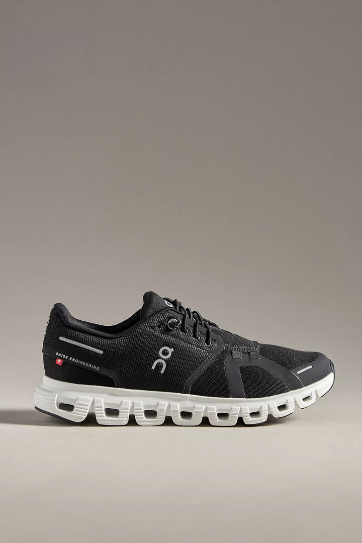 On Running CLOUD6 WOMEN BLACK/WHITE SNEAKER Shoes | Shop now at Main &amp; Taylor Shoes!