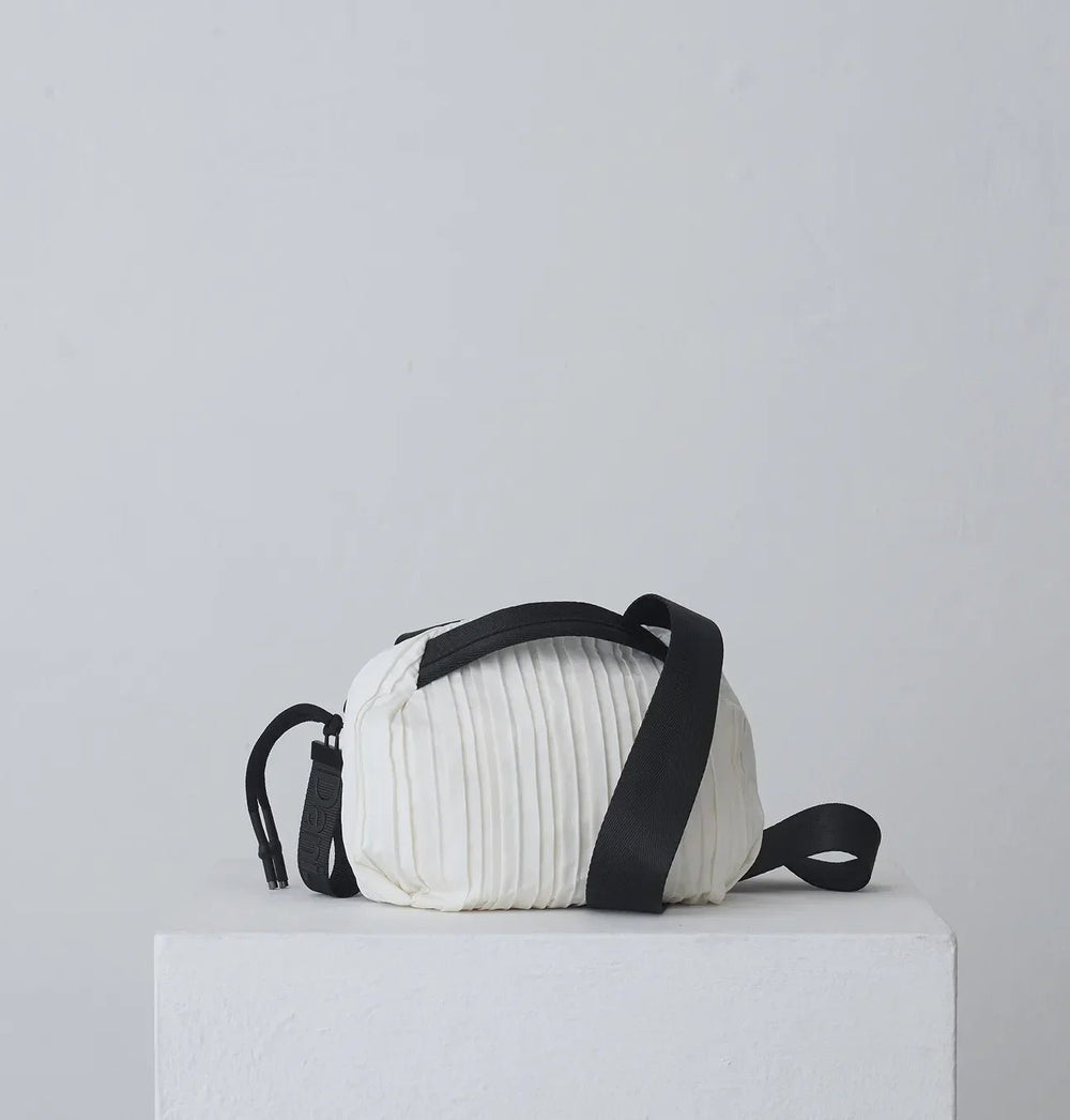 Daniella Lehavi Handbags FRANKIE MINI CROSSBODY WHITE PLEATED BAG HANDBAGS | Shop now at Main & Taylor Shoes!