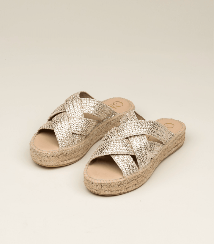 Gaimo DSAN PLATINO SANDAL Shoes | Shop now at Main &amp; Taylor Shoes!