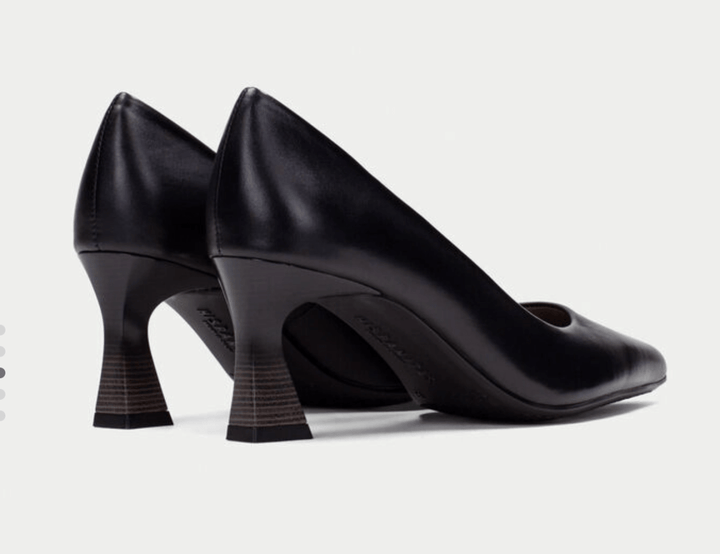 HISPANITAS HI254105 BLACK PUMP Shoes | Shop now at Main &amp; Taylor Shoes!