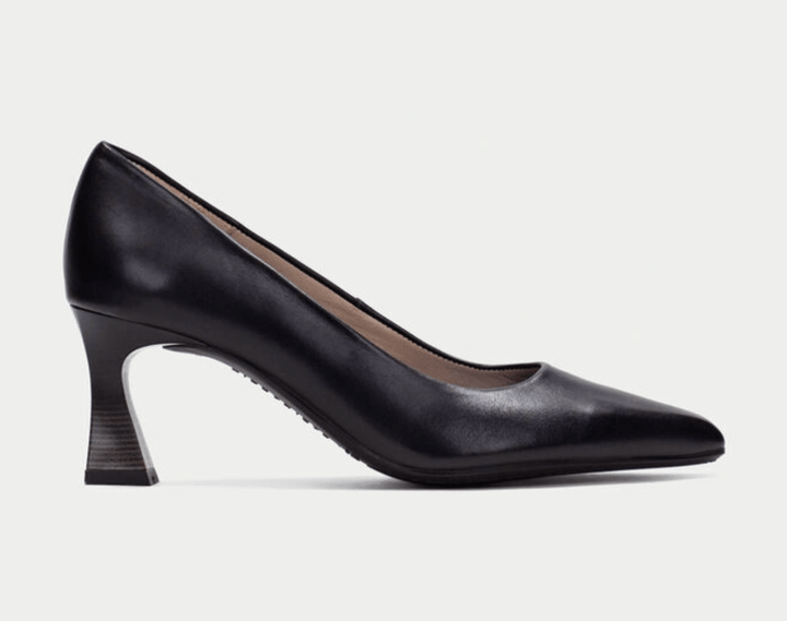 HISPANITAS HI254105 BLACK PUMP Shoes | Shop now at Main &amp; Taylor Shoes!