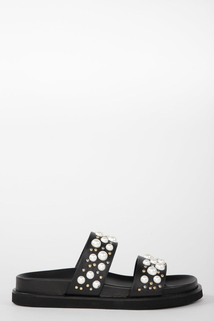 Homers 22116 BLACK WITH PEARLS/MIXED METAL RIVETS Shoes | Shop now at Main &amp; Taylor Shoes!