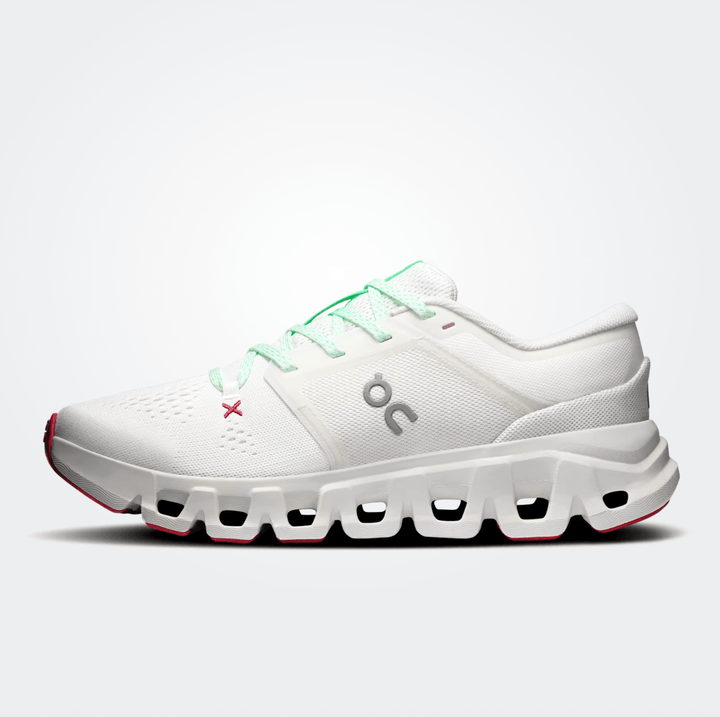 On Running CLOUDX 5 WOMEN IVORY/ICE SNEAKER Shoes | Shop now at Main &amp; Taylor Shoes!
