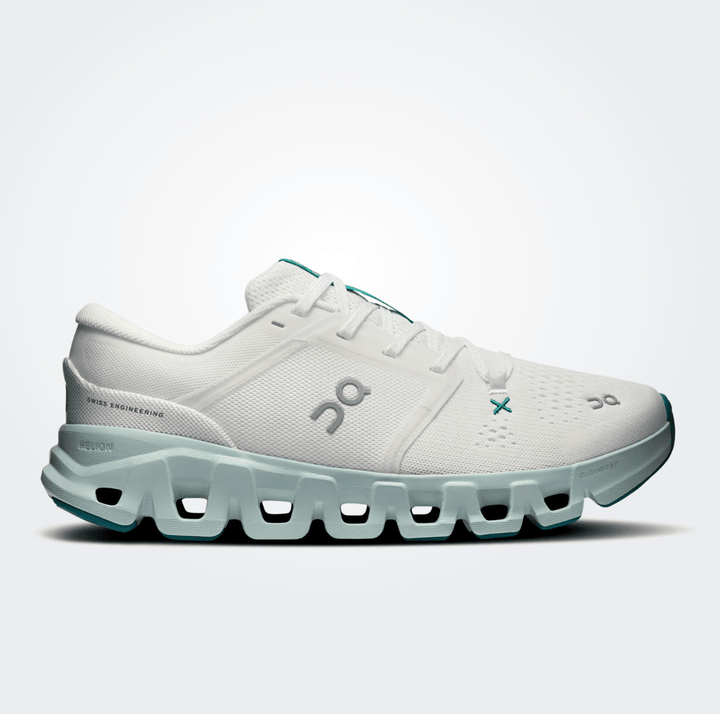 On Running CLOUDX 5 WOMEN IVORY/SURF SNEAKER Shoes | Shop now at Main &amp; Taylor Shoes!