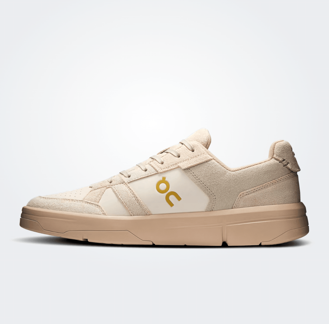 On Running ROGER CLUBHOUSE ACE MEN SAND/SAND SNEAKER SHOES | Shop now at Main &amp; Taylor Shoes!