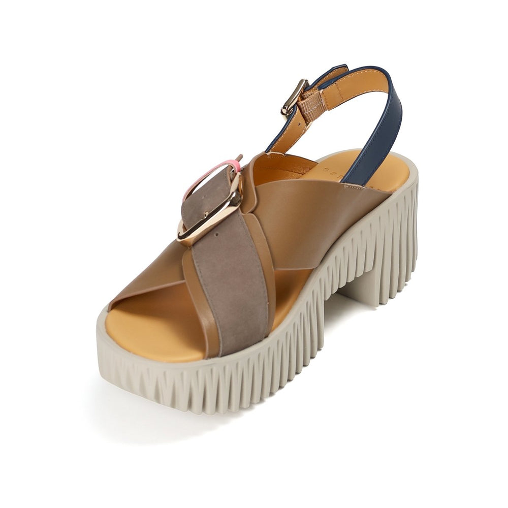 4CCCCEES PLIA JUNO MUD Shoes | Shop now at Main & Taylor Shoes!