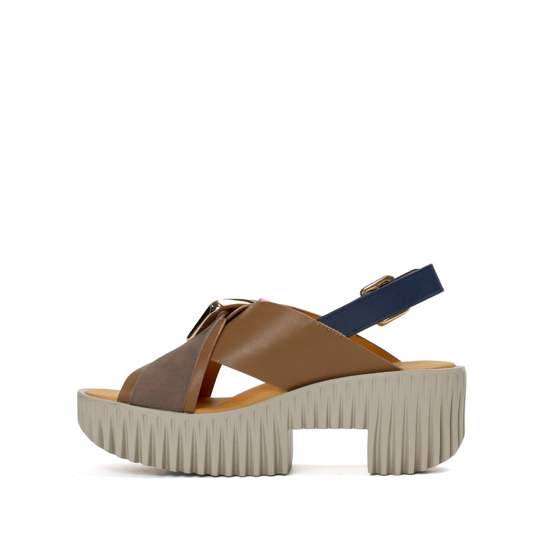 4CCCCEES PLIA JUNO MUD Shoes | Shop now at Main &amp; Taylor Shoes!