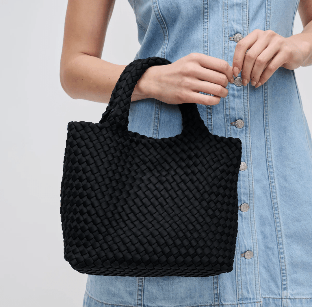 Sol and Seline SKY IS THE LIMIT BLACK CROSSBODY Handbags | Shop now at Main & Taylor Shoes!