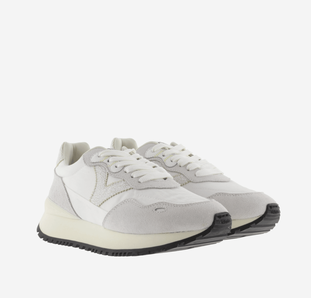 Victoria 1157108 HIELO SNEAKER Shoes | Shop now at Main &amp; Taylor Shoes!