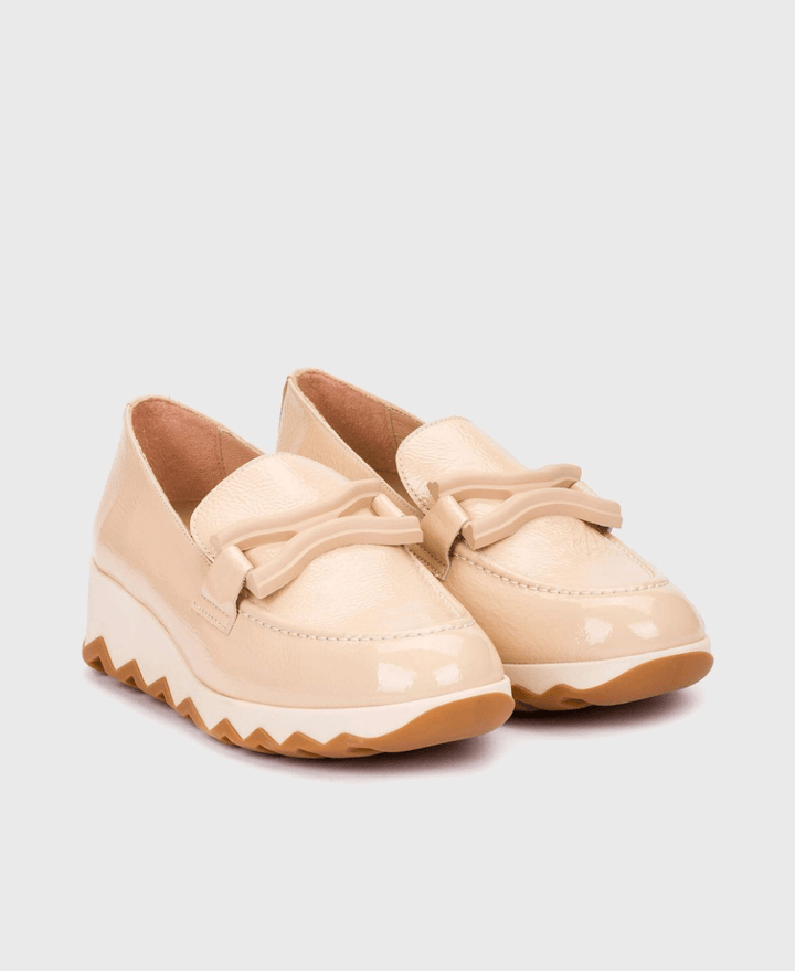 WONDERS C - 7620 BEIGE PATENT LOAFER Shoes | Shop now at Main &amp; Taylor Shoes!